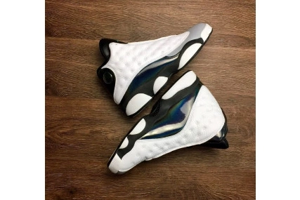 13 JORDAN “BARONS WHITE GREY RETRO AIR MENS HOLOGRAM” 1212